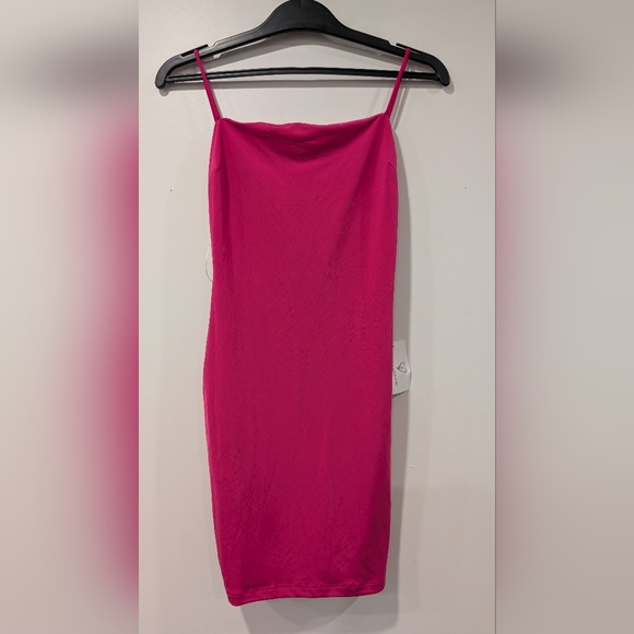 Windsor Fuscia Mini Dress in Size Small - Picture 2 of 2